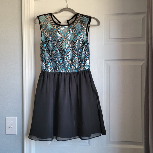 Sequin Party Dress Size 9 - Picture 3 of 9